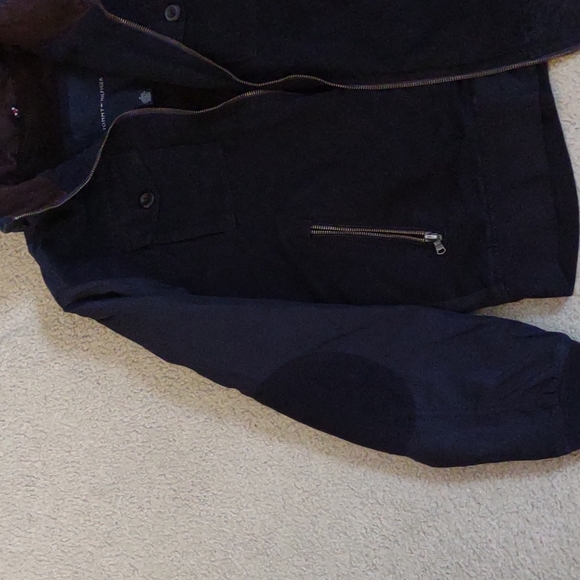 Tommy Hilfiger Men's winter jacket. Size medium in Excellent used condition - Picture 3 of 6